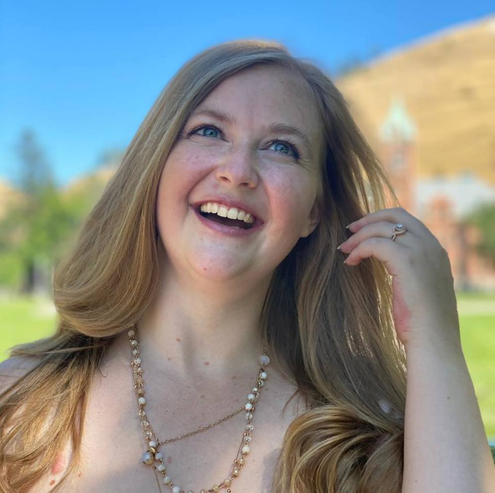 Meet your Posher, Ashley nicole